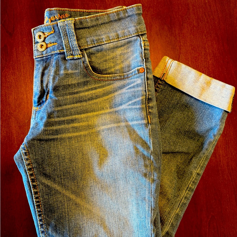 Arizona Classic Blue Cuffed Jeans for Women